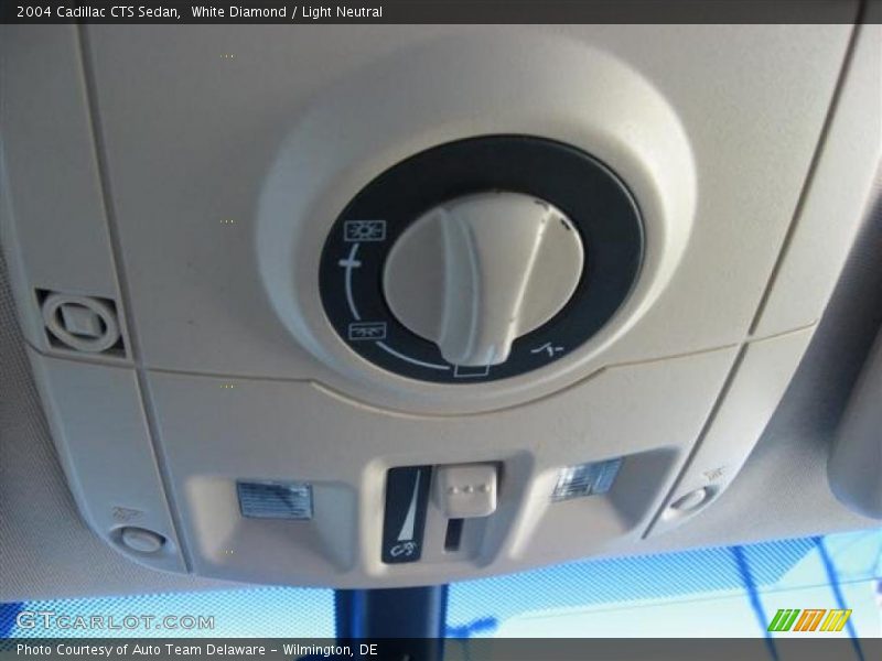White Diamond / Light Neutral 2004 Cadillac CTS Sedan