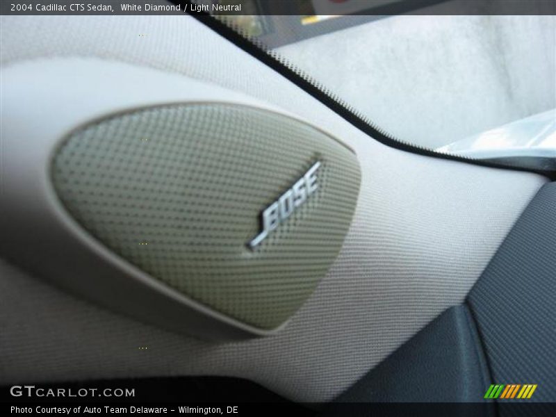 White Diamond / Light Neutral 2004 Cadillac CTS Sedan