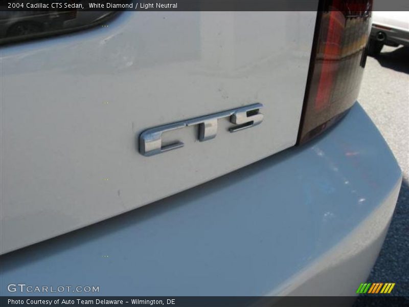 White Diamond / Light Neutral 2004 Cadillac CTS Sedan
