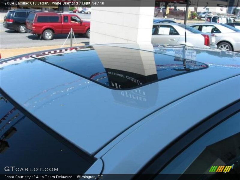 White Diamond / Light Neutral 2004 Cadillac CTS Sedan