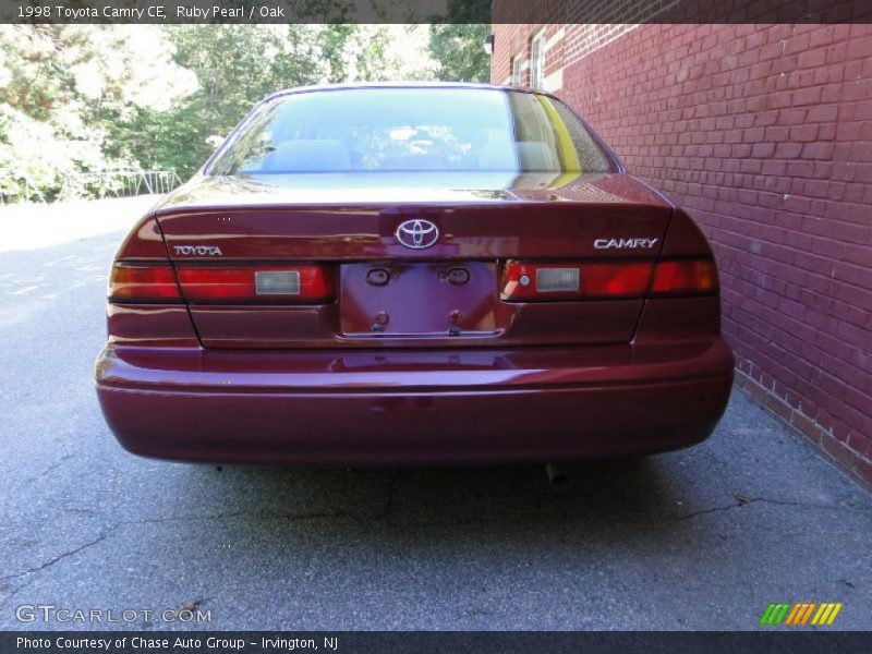 Ruby Pearl / Oak 1998 Toyota Camry CE