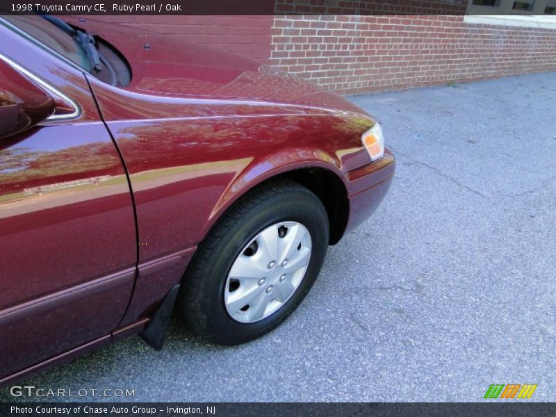 Ruby Pearl / Oak 1998 Toyota Camry CE