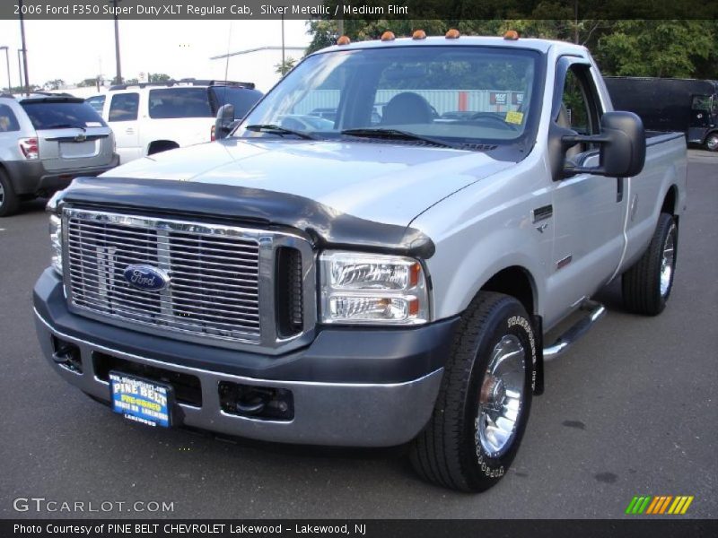Silver Metallic / Medium Flint 2006 Ford F350 Super Duty XLT Regular Cab