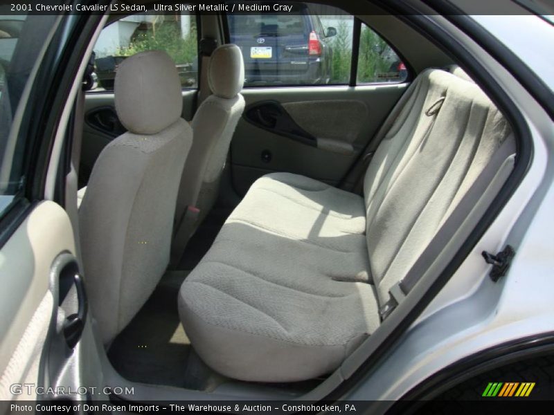 Ultra Silver Metallic / Medium Gray 2001 Chevrolet Cavalier LS Sedan