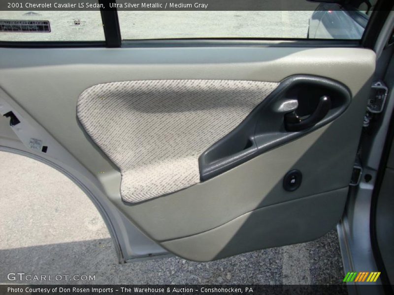 Ultra Silver Metallic / Medium Gray 2001 Chevrolet Cavalier LS Sedan