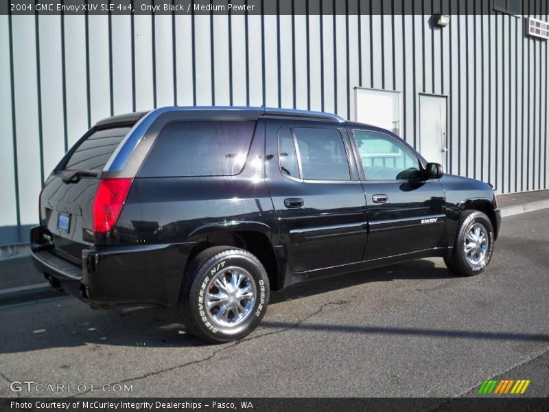 Onyx Black / Medium Pewter 2004 GMC Envoy XUV SLE 4x4