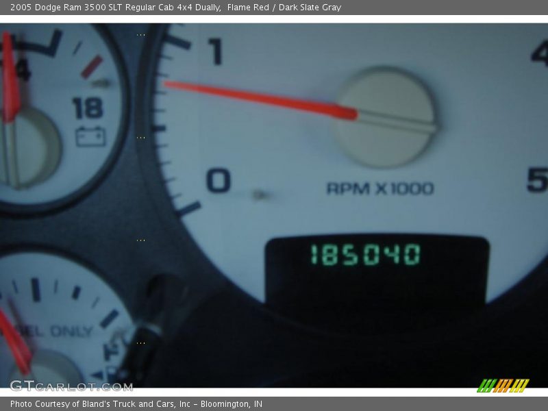 Flame Red / Dark Slate Gray 2005 Dodge Ram 3500 SLT Regular Cab 4x4 Dually