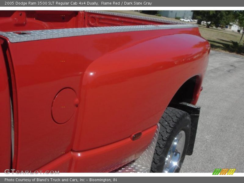 Flame Red / Dark Slate Gray 2005 Dodge Ram 3500 SLT Regular Cab 4x4 Dually