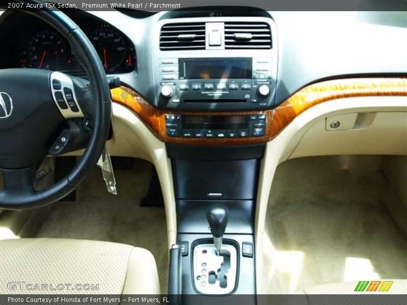 Premium White Pearl / Parchment 2007 Acura TSX Sedan