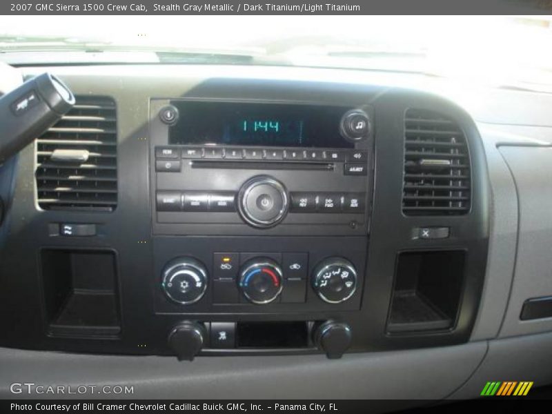 Stealth Gray Metallic / Dark Titanium/Light Titanium 2007 GMC Sierra 1500 Crew Cab