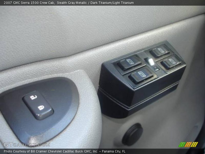Stealth Gray Metallic / Dark Titanium/Light Titanium 2007 GMC Sierra 1500 Crew Cab