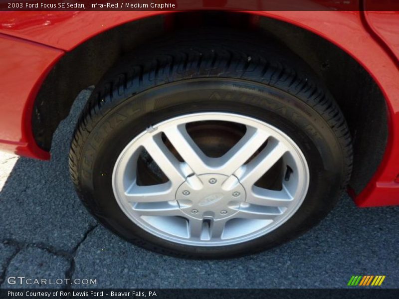 Infra-Red / Medium Graphite 2003 Ford Focus SE Sedan