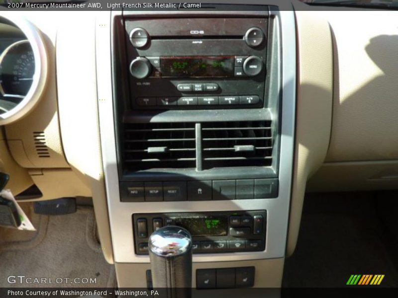 Light French Silk Metallic / Camel 2007 Mercury Mountaineer AWD