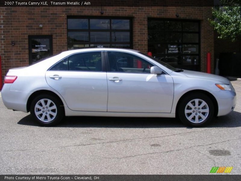 Titanium Metallic / Ash 2007 Toyota Camry XLE