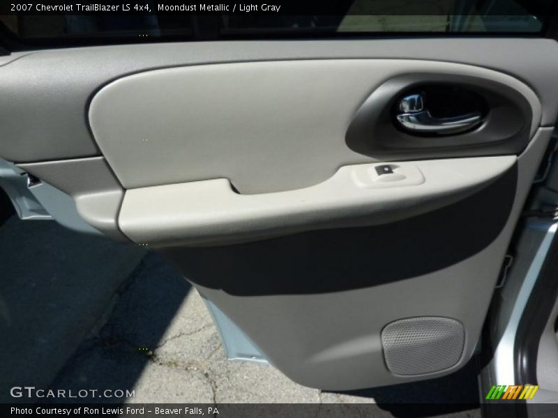 Moondust Metallic / Light Gray 2007 Chevrolet TrailBlazer LS 4x4
