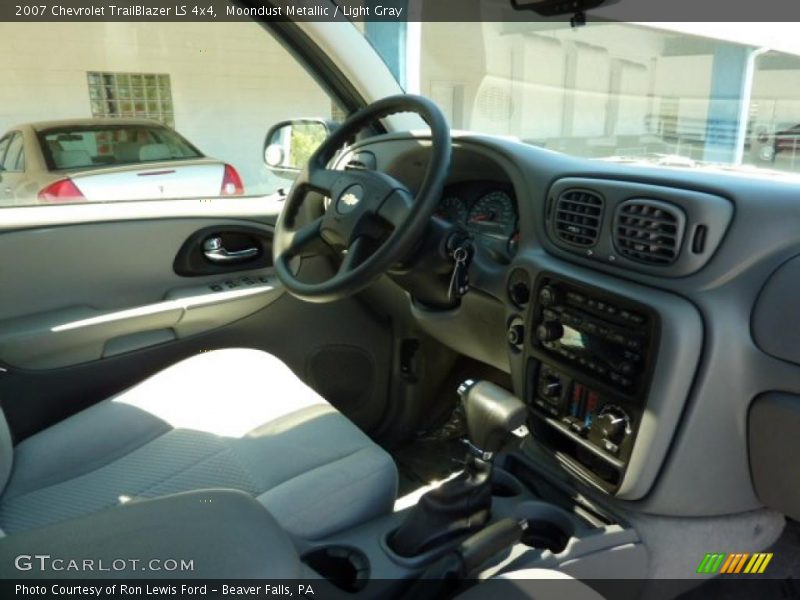 Moondust Metallic / Light Gray 2007 Chevrolet TrailBlazer LS 4x4