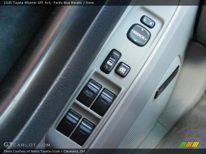 Pacific Blue Metallic / Stone 2005 Toyota 4Runner SR5 4x4