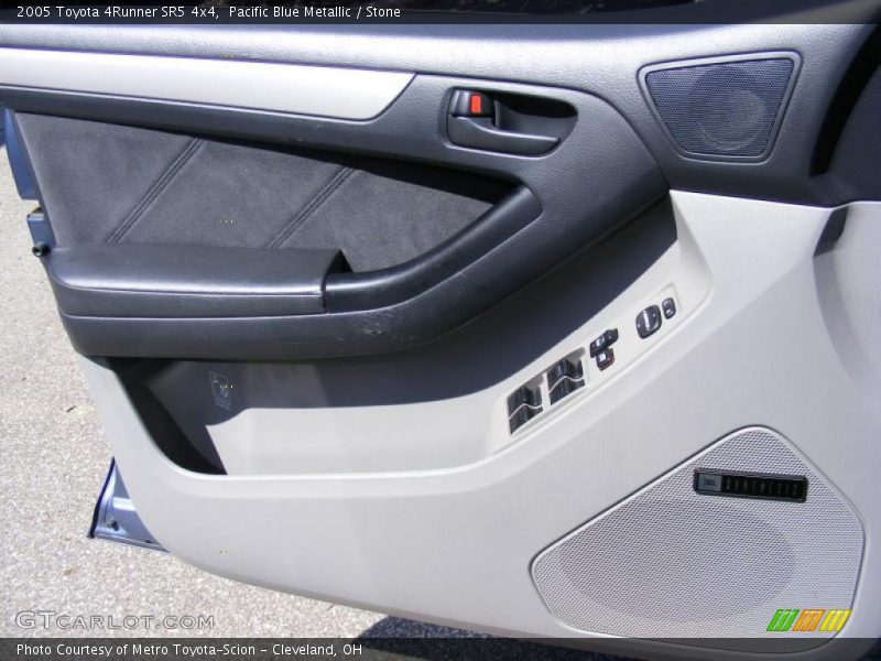 Pacific Blue Metallic / Stone 2005 Toyota 4Runner SR5 4x4