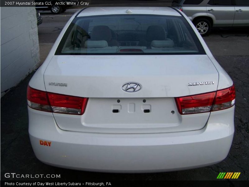 Arctic White / Gray 2007 Hyundai Sonata GLS