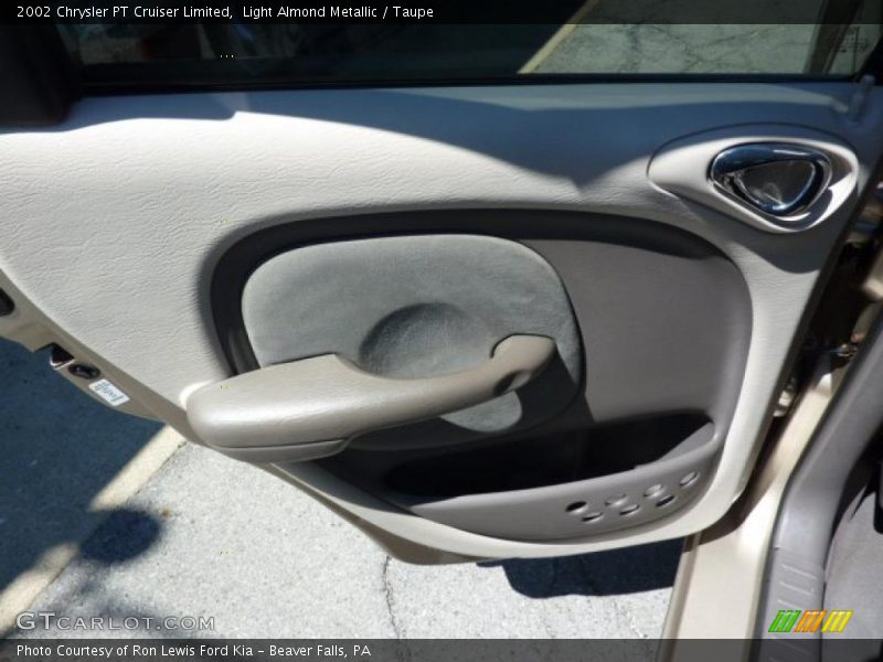 Light Almond Metallic / Taupe 2002 Chrysler PT Cruiser Limited