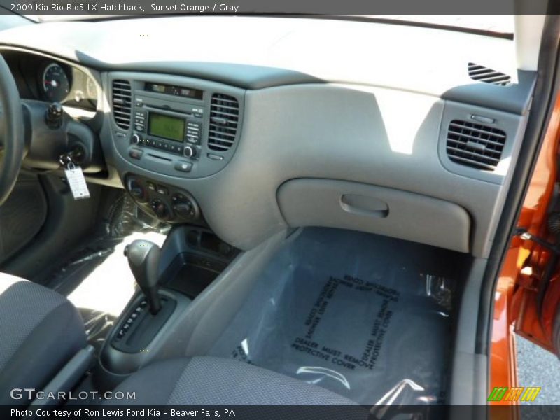 Sunset Orange / Gray 2009 Kia Rio Rio5 LX Hatchback