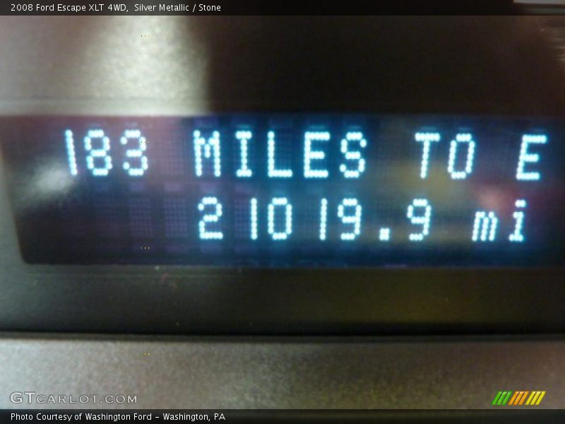 Silver Metallic / Stone 2008 Ford Escape XLT 4WD