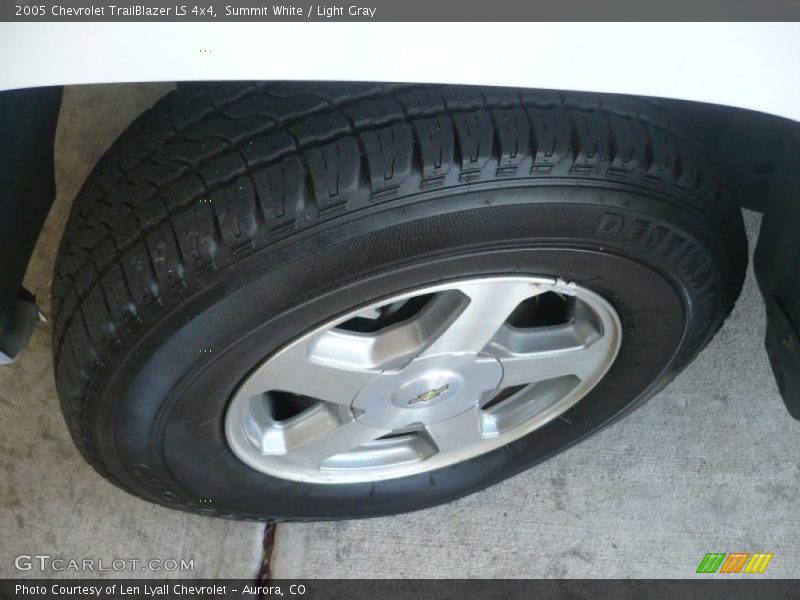 Summit White / Light Gray 2005 Chevrolet TrailBlazer LS 4x4