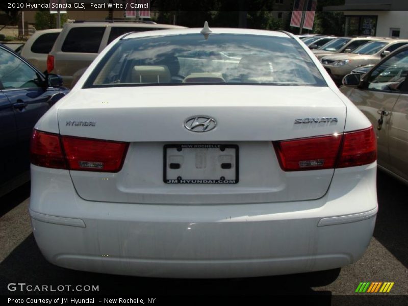 Pearl White / Camel 2010 Hyundai Sonata GLS