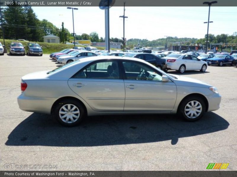 Lunar Mist Metallic / Gray 2005 Toyota Camry LE