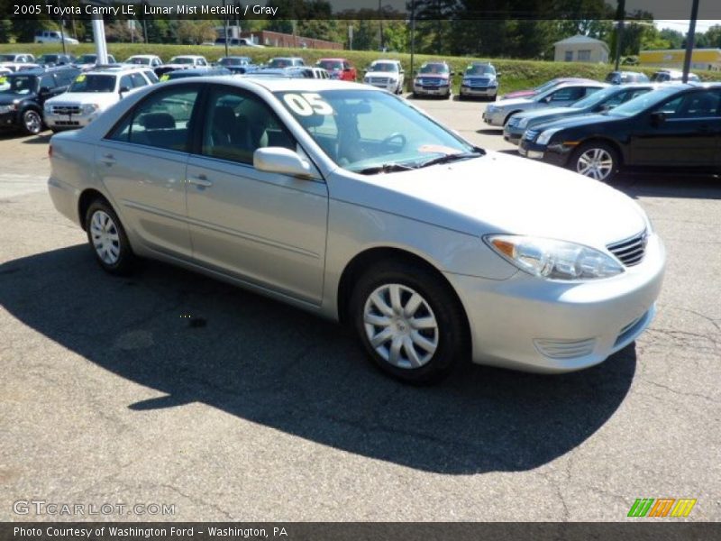 Lunar Mist Metallic / Gray 2005 Toyota Camry LE