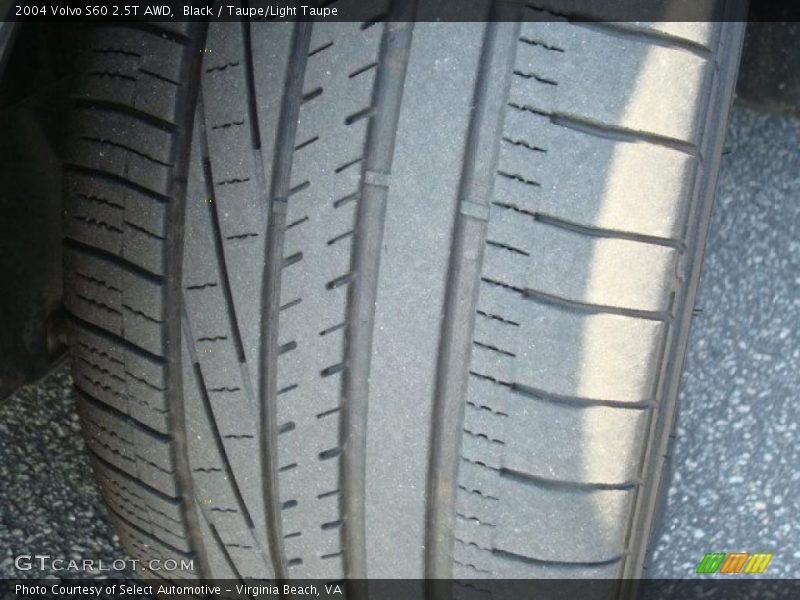 Black / Taupe/Light Taupe 2004 Volvo S60 2.5T AWD