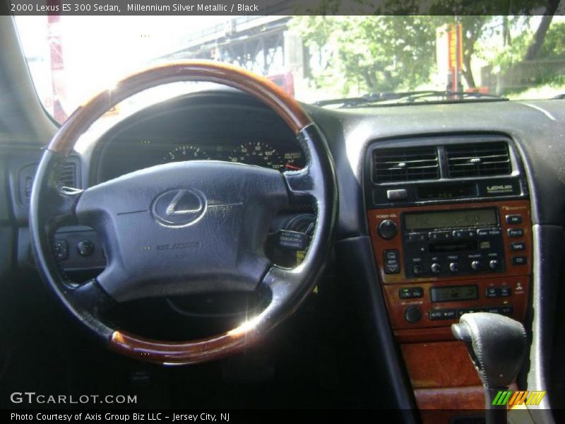 Millennium Silver Metallic / Black 2000 Lexus ES 300 Sedan