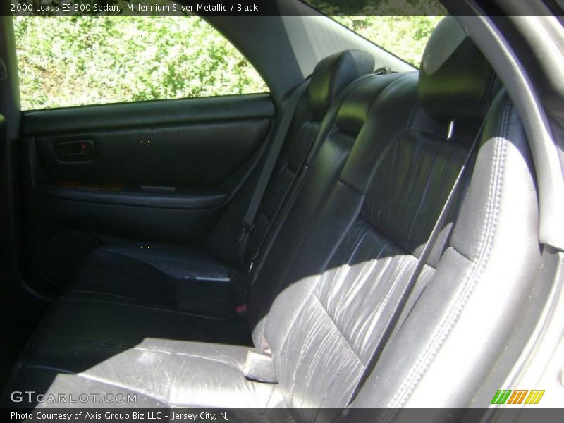 Millennium Silver Metallic / Black 2000 Lexus ES 300 Sedan