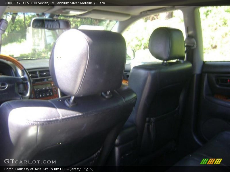 Millennium Silver Metallic / Black 2000 Lexus ES 300 Sedan