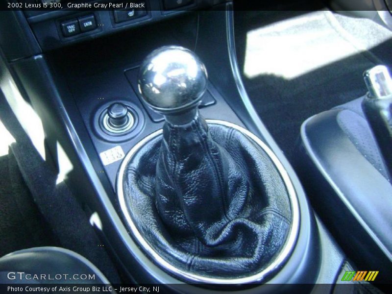 Graphite Gray Pearl / Black 2002 Lexus IS 300