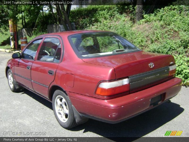 Sunfire Red Pearl / Gray 1996 Toyota Corolla 1.6