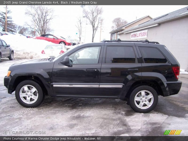 Black / Medium Slate Gray 2005 Jeep Grand Cherokee Laredo 4x4