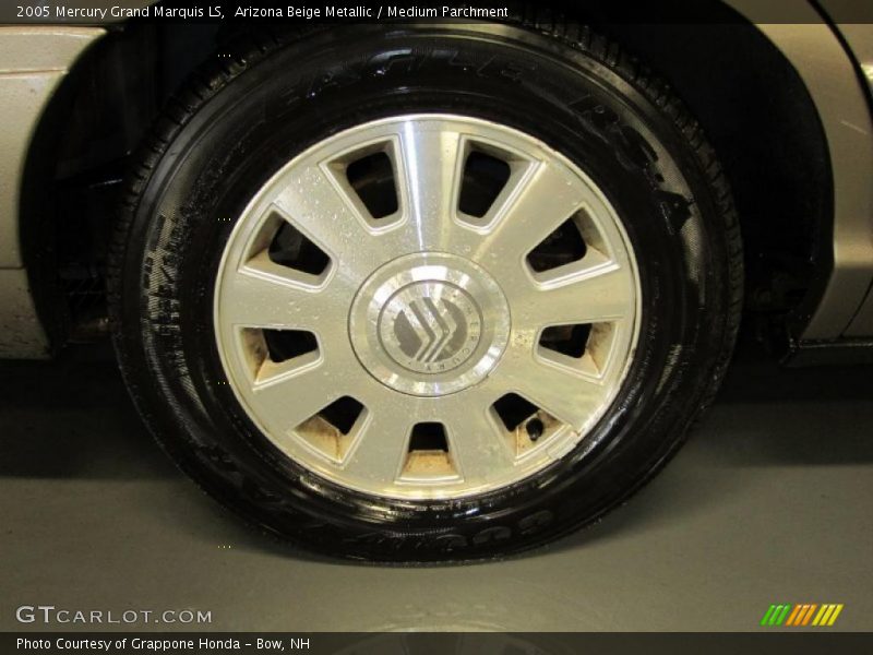 Arizona Beige Metallic / Medium Parchment 2005 Mercury Grand Marquis LS