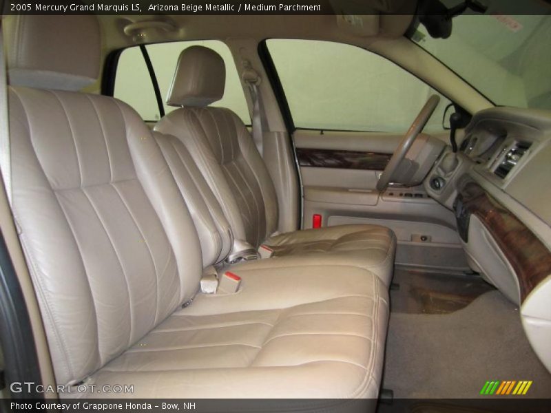 Arizona Beige Metallic / Medium Parchment 2005 Mercury Grand Marquis LS