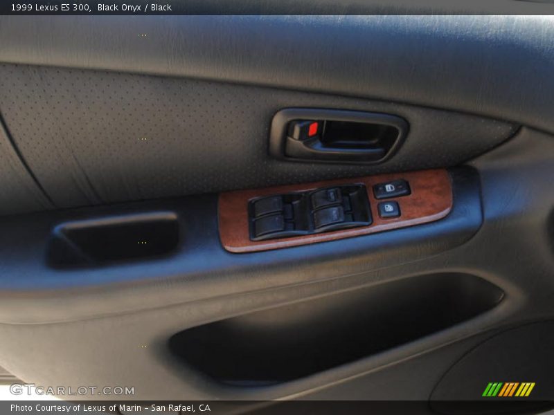 Black Onyx / Black 1999 Lexus ES 300