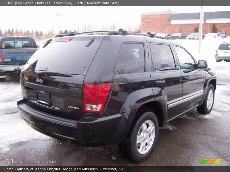 Black / Medium Slate Gray 2005 Jeep Grand Cherokee Laredo 4x4