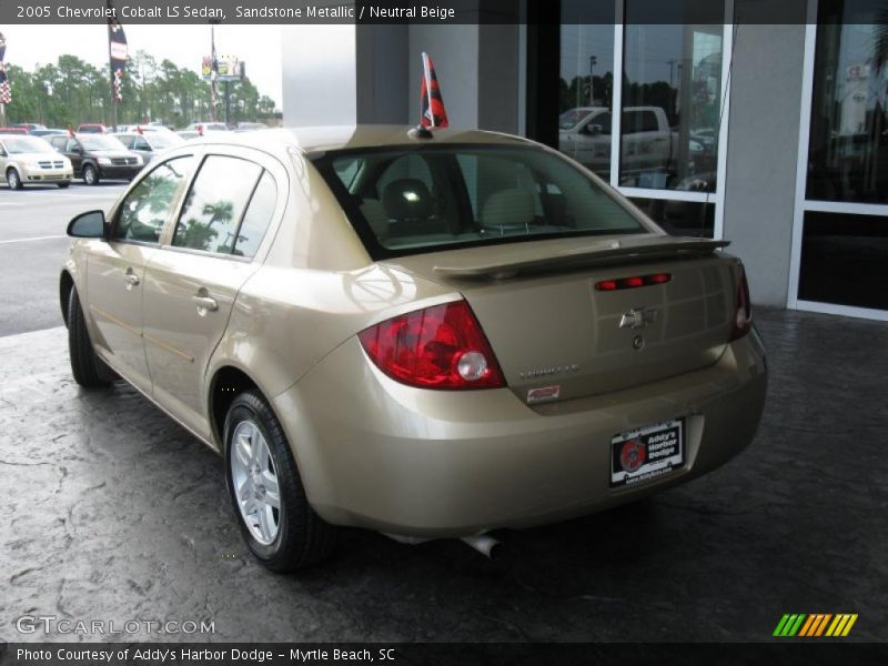 Sandstone Metallic / Neutral Beige 2005 Chevrolet Cobalt LS Sedan
