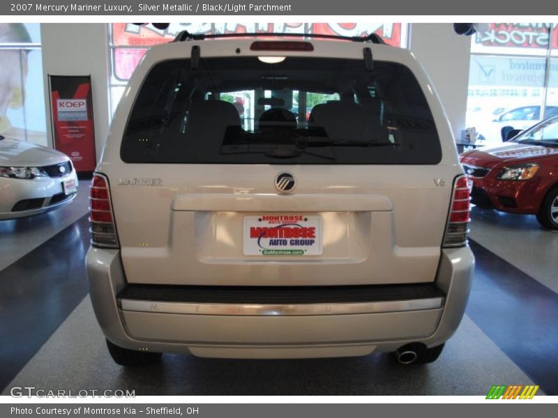 Silver Metallic / Black/Light Parchment 2007 Mercury Mariner Luxury