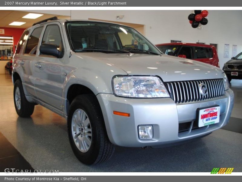 Silver Metallic / Black/Light Parchment 2007 Mercury Mariner Luxury