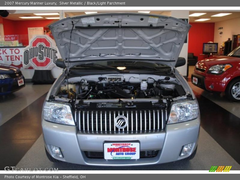 Silver Metallic / Black/Light Parchment 2007 Mercury Mariner Luxury