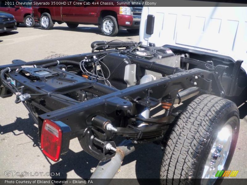 Summit White / Ebony 2011 Chevrolet Silverado 3500HD LT Crew Cab 4x4 Chassis