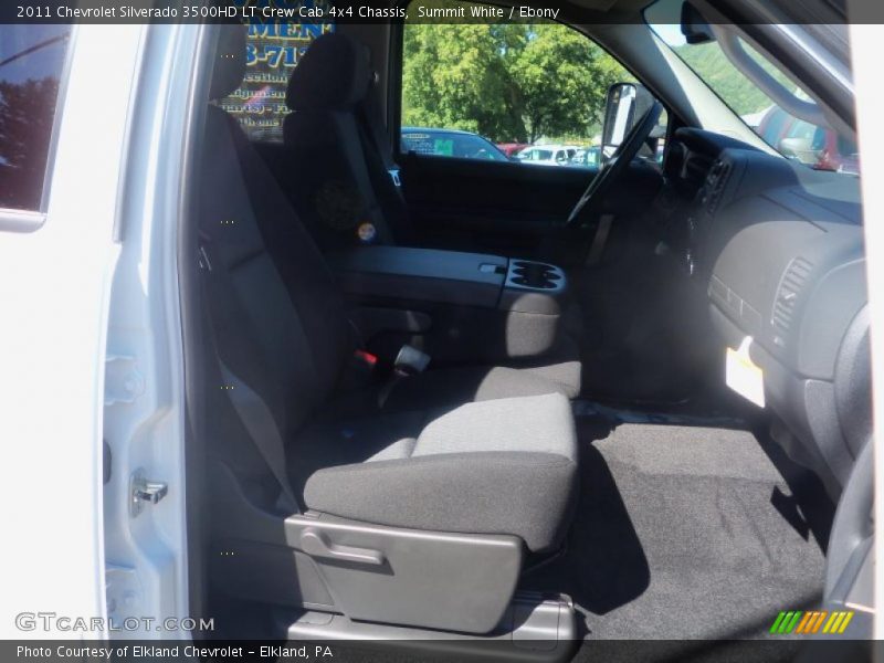 Summit White / Ebony 2011 Chevrolet Silverado 3500HD LT Crew Cab 4x4 Chassis