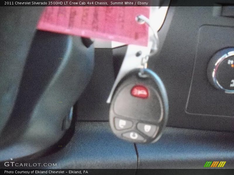 Summit White / Ebony 2011 Chevrolet Silverado 3500HD LT Crew Cab 4x4 Chassis