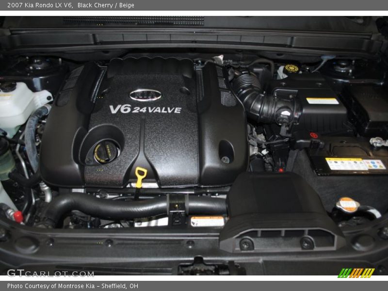 Black Cherry / Beige 2007 Kia Rondo LX V6