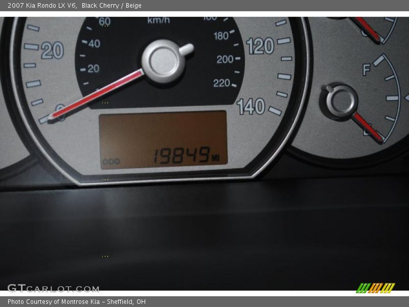 Black Cherry / Beige 2007 Kia Rondo LX V6